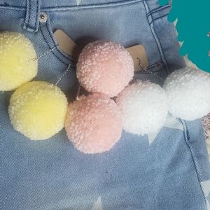 POMPOM EARRINGS